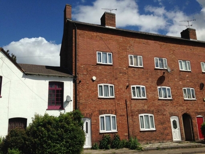 3 bedroom house for rent in Hurst Road, Longford, Coventry, CV6