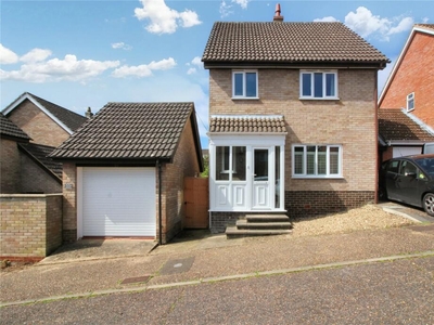 3 bedroom link detached house for sale in Lindford Drive, Eaton, Norwich, Norfolk, NR4