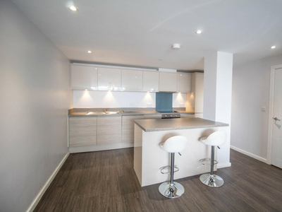 3 bedroom penthouse for rent in Huntingdon Street Nottingham, NG1