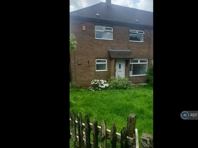 3 bedroom semi-detached house for rent in Barks Drive, Stoke-On-Trent, ST6