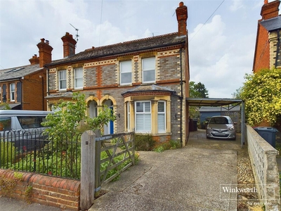 3 bedroom semi-detached house for sale in Northumberland Avenue, Reading, RG2