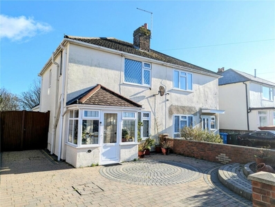 3 bedroom semi-detached house for sale in Oakfield Road, Poole, BH15