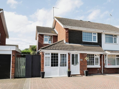 3 bedroom semi-detached house for sale in Pilling Close, Coventry, West Midlands, CV2