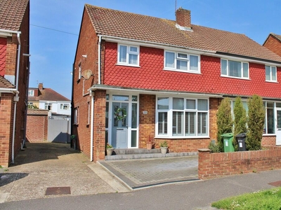 3 bedroom semi-detached house for sale in Southbourne Avenue, Drayton, PO6