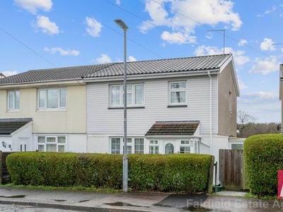 3 bedroom semi-detached house for sale Watford, WD19 6XP