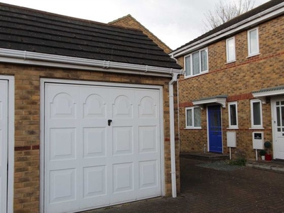 3 bedroom semi-detached house to rent Southend-on-sea, SS2 4AR