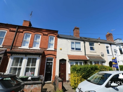3 bedroom terraced house for rent in Clinton Street, Beeston, NG9