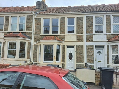 3 bedroom terraced house for rent in Pendennis Park, Bristol, BS4