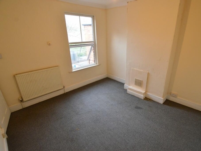 3 bedroom terraced house for rent in Shakespeare Street, Leicester, LE2