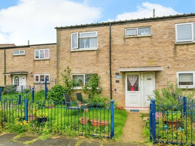 3 bedroom terraced house for sale in Branston Rise, Peterborough, PE1