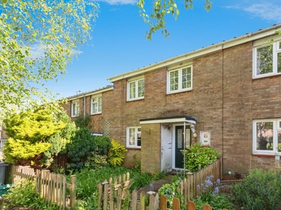 3 bedroom terraced house for sale in Knight Street, Basingstoke, Hampshire, RG21