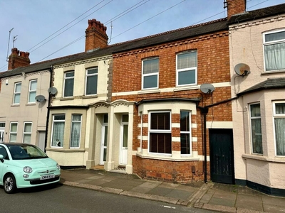 3 bedroom terraced house for sale in St Davids Road, Kingsthorpe, Northampton NN2