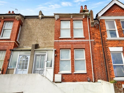 3 bedroom terraced house for sale in Stanmer Park Road, Hollingdean, Brighton, BN1