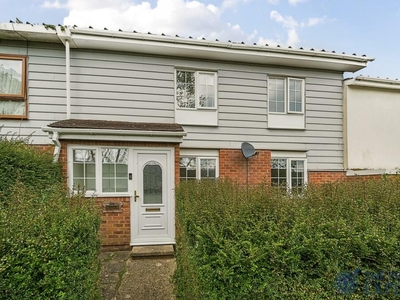 3 bedroom terraced house for sale in Warwick Road, Winklebury, RG23
