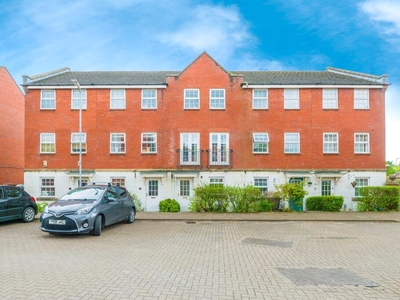 3 bedroom town house for sale in Doe Close, Penylan, Cardiff, CF23