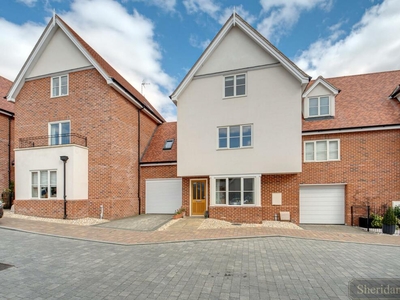 3 bedroom town house for sale in Greene Mews, Bury St. Edmunds, IP33