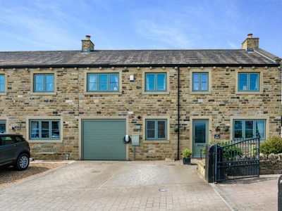 4 bedroom barn conversion for sale in The Meadows, Wadlands Farm, LS28