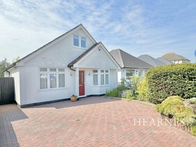 4 bedroom chalet for sale in Brampton Road, Oakdale, Poole, BH15