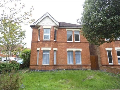 4 bedroom detached house for sale Bournemouth, BH8 9AR