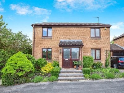 4 bedroom detached house for sale in Allonby Close, Lower Earley, Reading, RG6