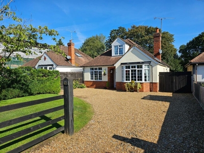 4 bedroom detached house for sale in Beech Lane, Earley, Reading, RG6