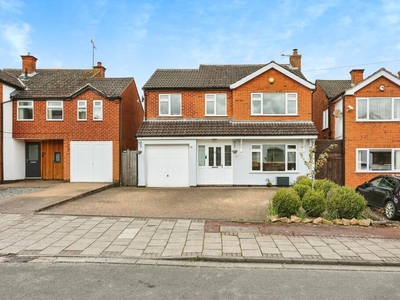 4 bedroom detached house for sale in Boxley Drive, West Bridgford, Nottingham, Nottinghamshire, NG2