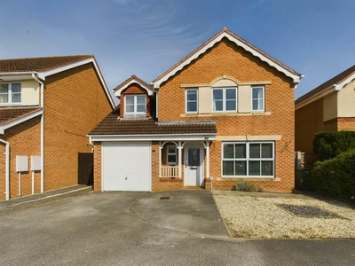 4 bedroom detached house for sale in Goodwood Way, Lincoln, LN6
