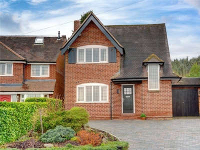 4 bedroom detached house for sale in Middle Drive, Cofton Hackett, Birmingham, Worcestershire, B45