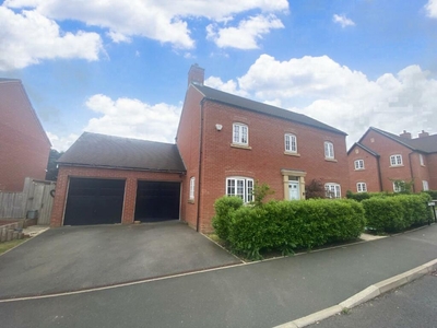 4 bedroom detached house for sale in Poppyfield Road, Wootton, Northampton NN4