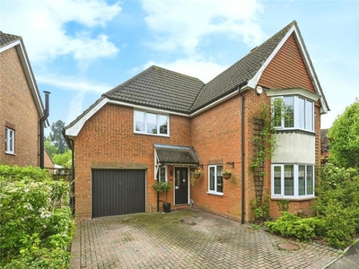4 bedroom detached house for sale in Ridgewell Avenue, Chelmsford, Essex, CM1