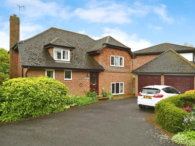 4 bedroom detached house for sale in Ryhill Way, Lower Earley, Reading, RG6