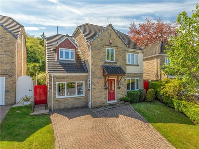 4 bedroom detached house for sale in Swallow Close, Pool in Wharfedale, Otley, LS21