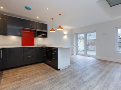 4 bedroom end of terrace house for rent in Jeune Street, Oxford, Oxfordshire, OX4