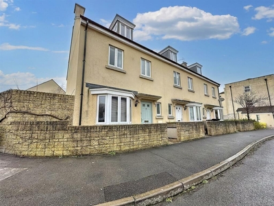 4 bedroom end of terrace house for sale in Orchid Drive, Bath, BA2