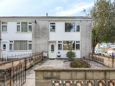 4 bedroom end of terrace house for sale in Woodhouse Road, Bath, Somerset, BA2