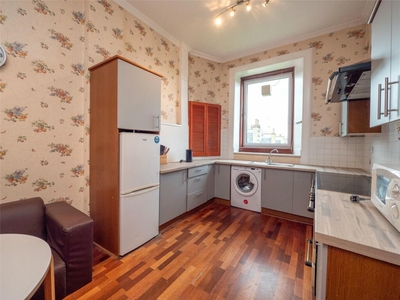 4 bedroom flat for rent in Polwarth Gardens, Edinburgh, EH11