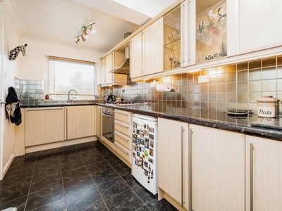 4 bedroom house for rent in Ford End, Woodford Green, IG8
