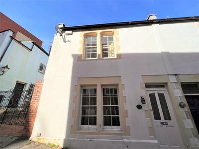 4 bedroom semi-detached house for rent in Old Park Hill, City Centre, Bristol, BS2