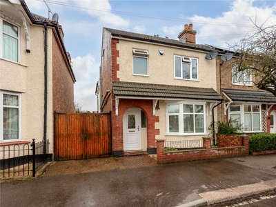 4 bedroom semi-detached house for sale in Abbey Road, Bedford, Bedfordshire, MK41