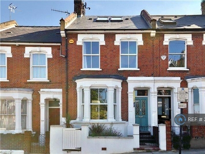 4 bedroom terraced house for rent in Legard Road, London, N5