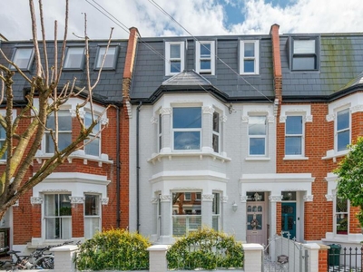 4 bedroom terraced house for rent in Queensmill Road, Bishop's Park, London, SW6