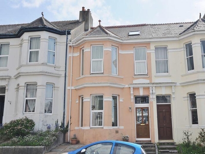 4 bedroom terraced house for sale in Rosslyn Park Road, Plymouth. 4 Bedroom Peverell Family Home. , PL3