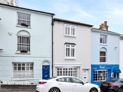 4 bedroom terraced house for sale in Spring Street, Brighton, East Sussex, BN1