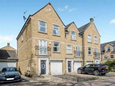 4 bedroom terraced house for sale in Threelands, Birkenshaw, Bradford, West Yorkshire, BD11