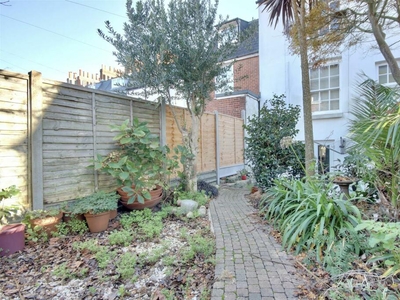 4 bedroom town house for sale in St. James's Road, Southsea, PO5