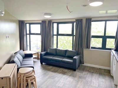 6 bedroom apartment for rent in Charles Street, Bristol, BS1
