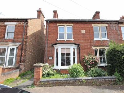 6 bedroom semi-detached house for sale in Silverdale Street, Kempston, Bedford, Bedfordshire, MK42