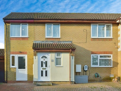 6 bedroom semi-detached house for sale in Valens Close, Crownhill, Milton Keynes, MK8 0BH, MK8