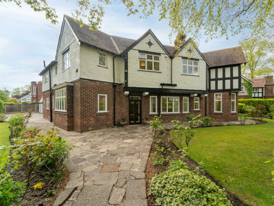 7 bedroom detached house for sale in Manor Drive, Chorlton, M21