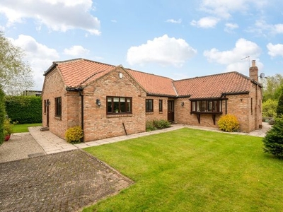 Bungalow for sale in Willow Garth, Ferrensby, Knaresborough, North Yorkshire HG5